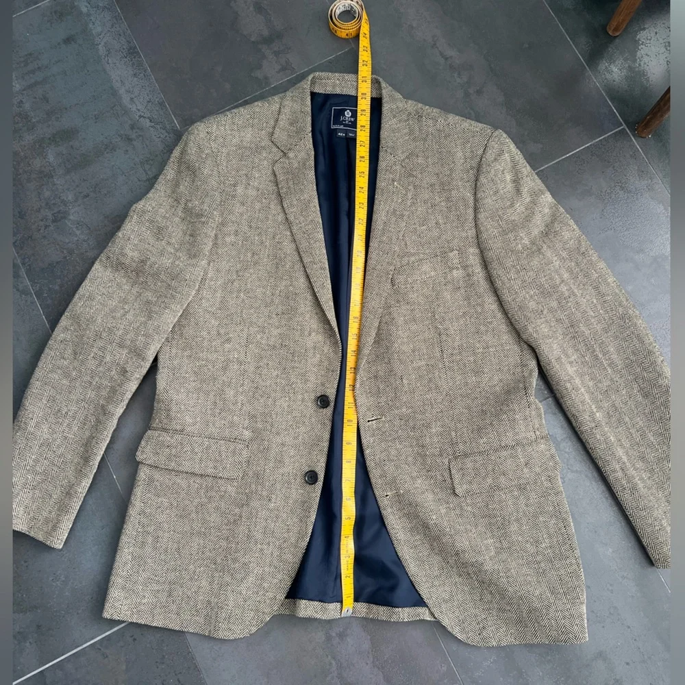 J.CREW Men’s Tweed Blazer in Herringbone Pattern, Brown-Black, Size 42R
